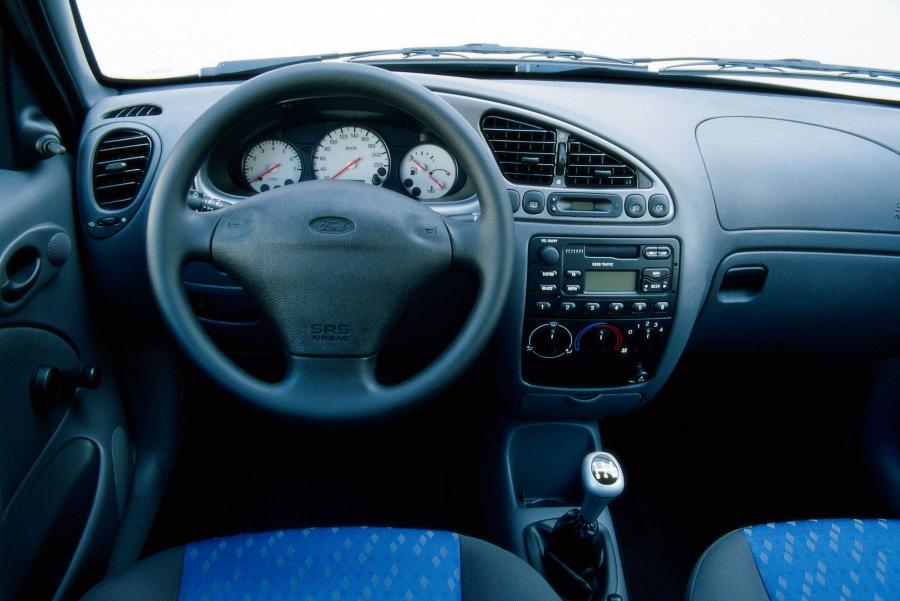  Ford Fiesta 1996 года  (фото 39 из 53)
